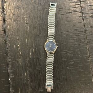 🚨Broken🚨Jean Perret Geneve Silver Stainless Steel Blue Face Link Watch